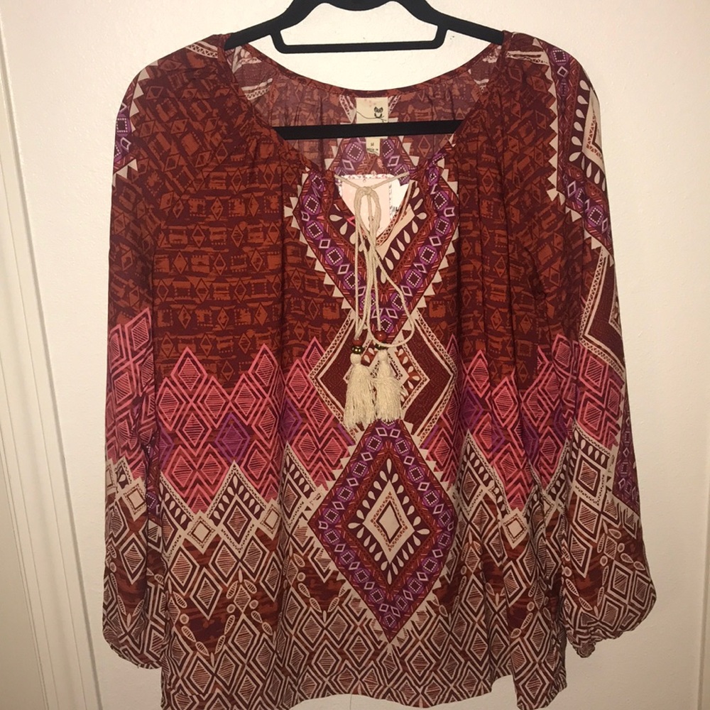 NWT Tassel blouse